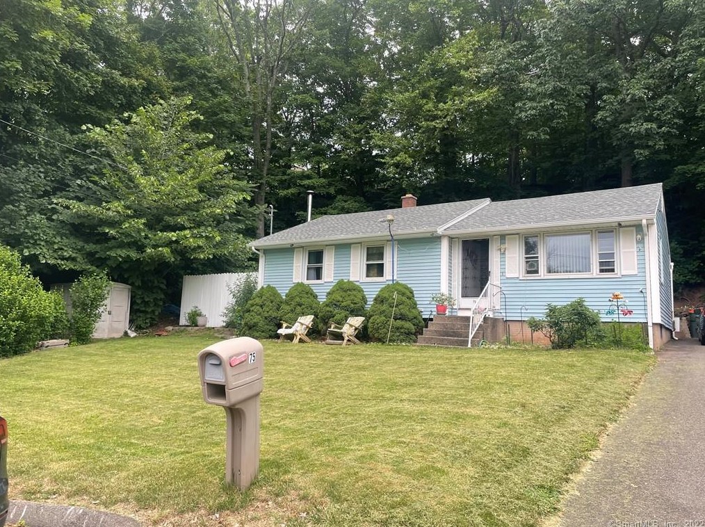 75 Idle Ln, Meriden, CT 06451-2009