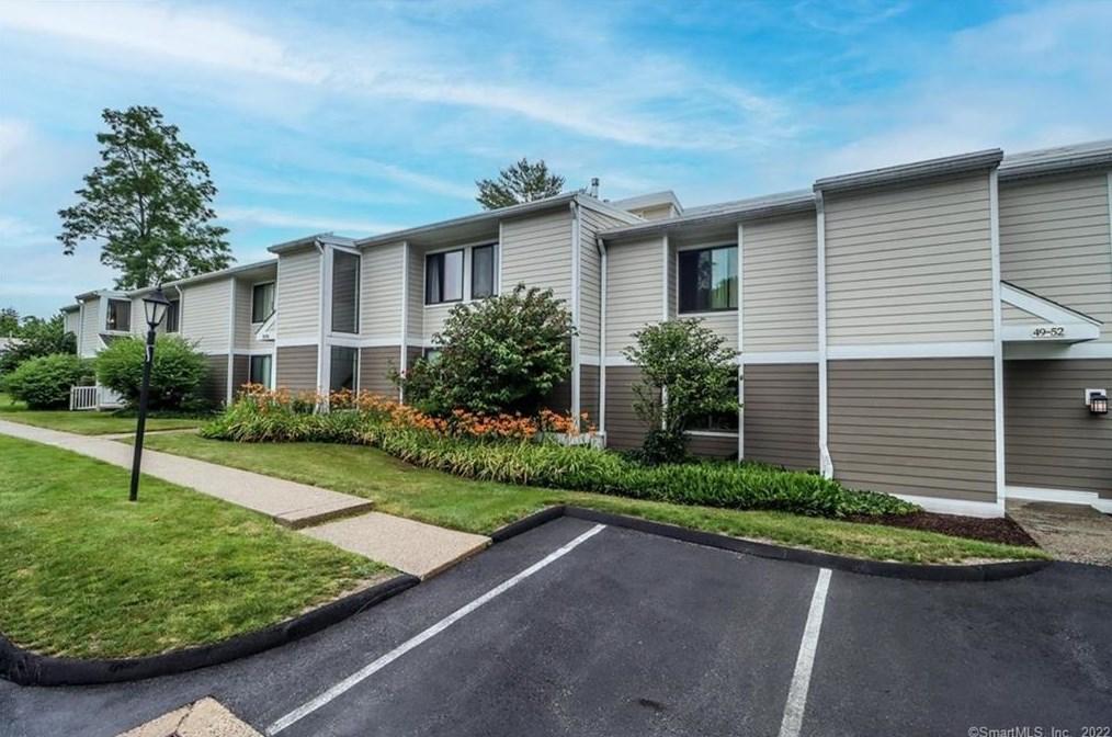 51 Lawson Ln #51, Ridgefield, CT 06877