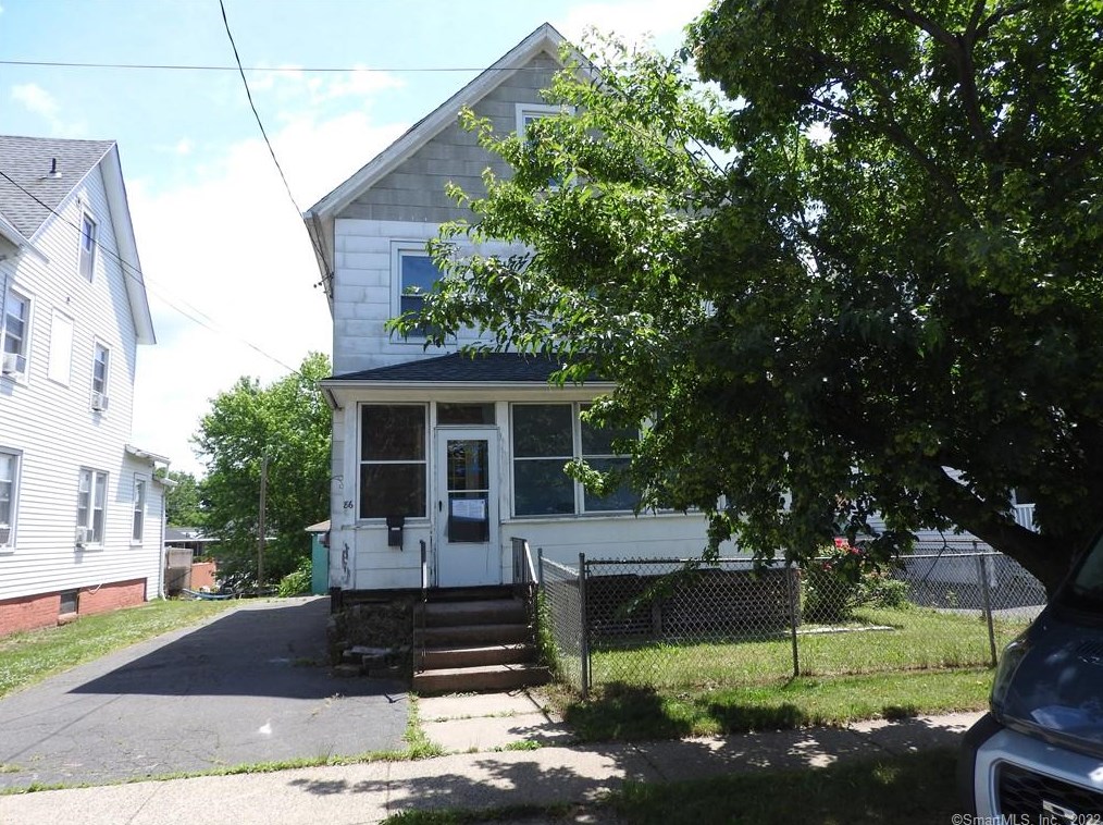 86 Grove St, Middletown, CT 06457