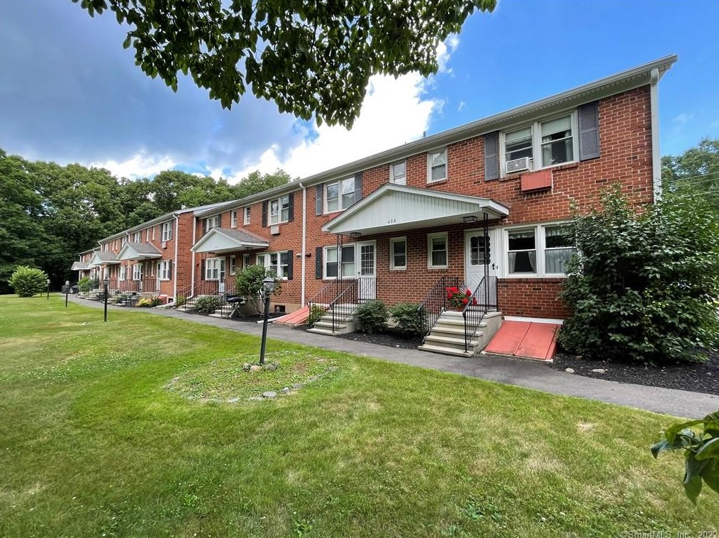 488 Radmere #b, Cheshire, CT 06410