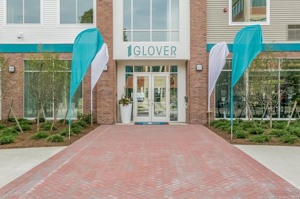 1 Glover Ave #306, Norwalk, CT 06850