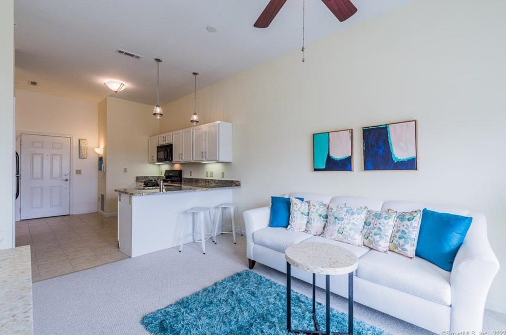 38 Hope St #35, Niantic, CT 06357
