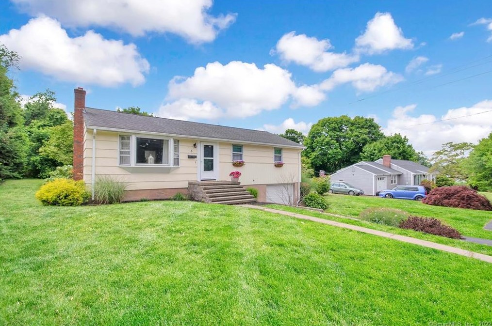6 High Ridge Rd, Ellington, CT 06029