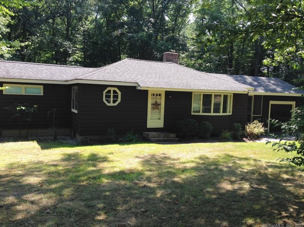 492 Bushy Hill Rd, Simsbury, CT 06070