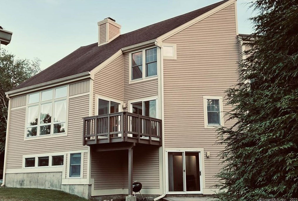 49 Brittania Dr #49, Danbury, CT 06811