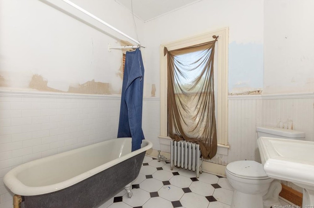 159 Prospect St, Chestnut Hill CT  06226-2631 exterior