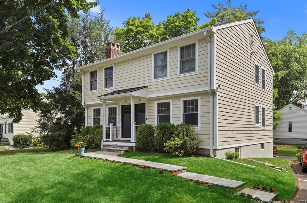 32-34 Oak Grove Pl #32, New Canaan, CT 06840