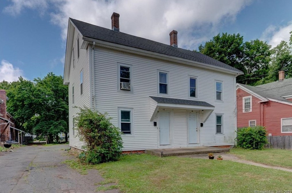 76 Oak St, Manchester, CT 06040