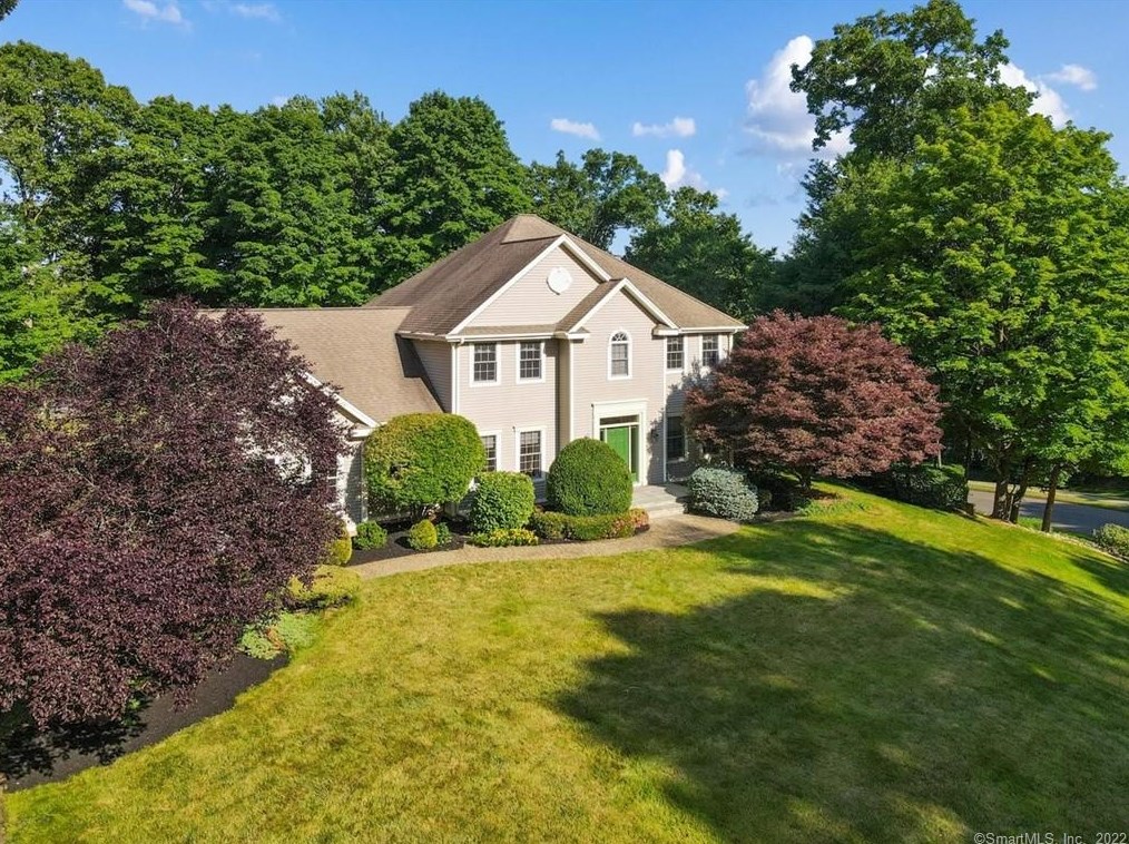 178 Castlewood Dr, Kensington, CT 06037