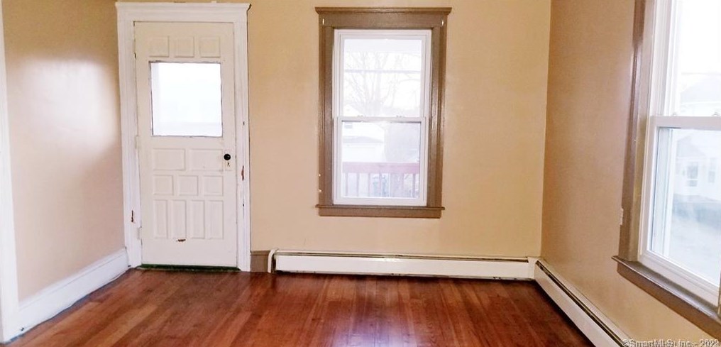 137 E Pearl St, Torrington, CT 06790