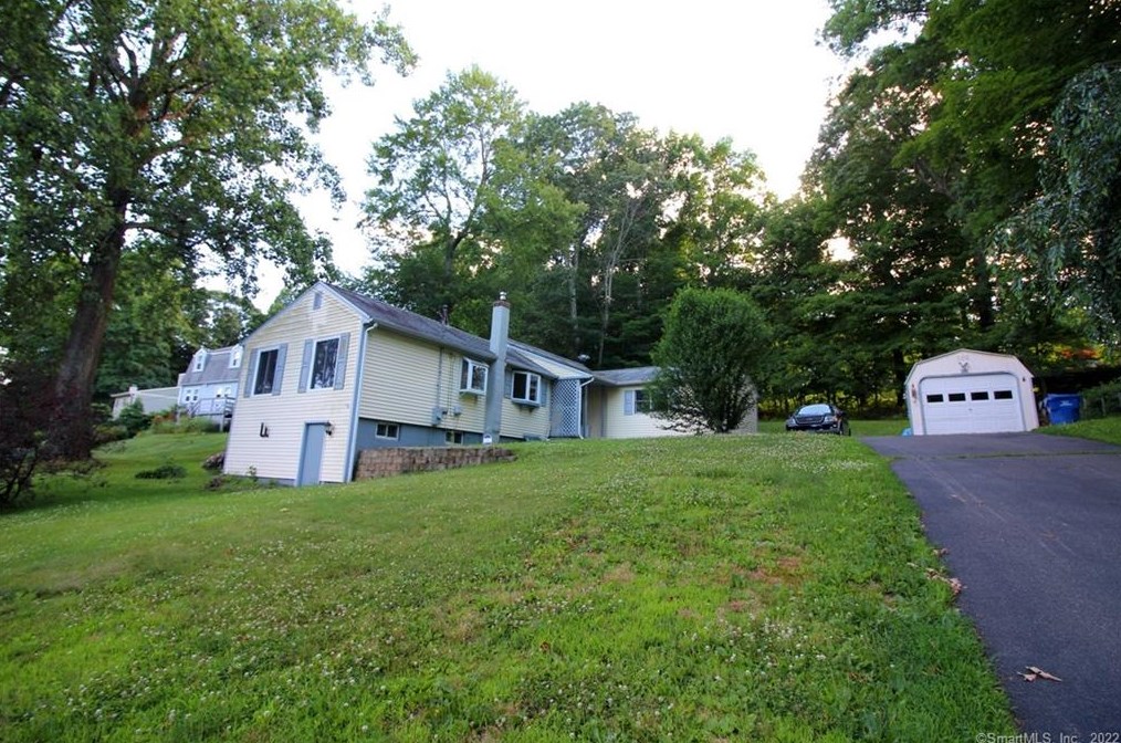 59 Clear Lake Manor, North Branford, CT 06471