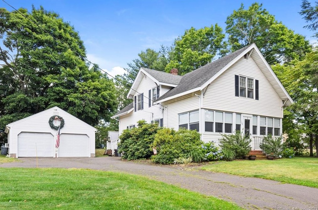 148 Oak St, Glastonbury, CT 06033