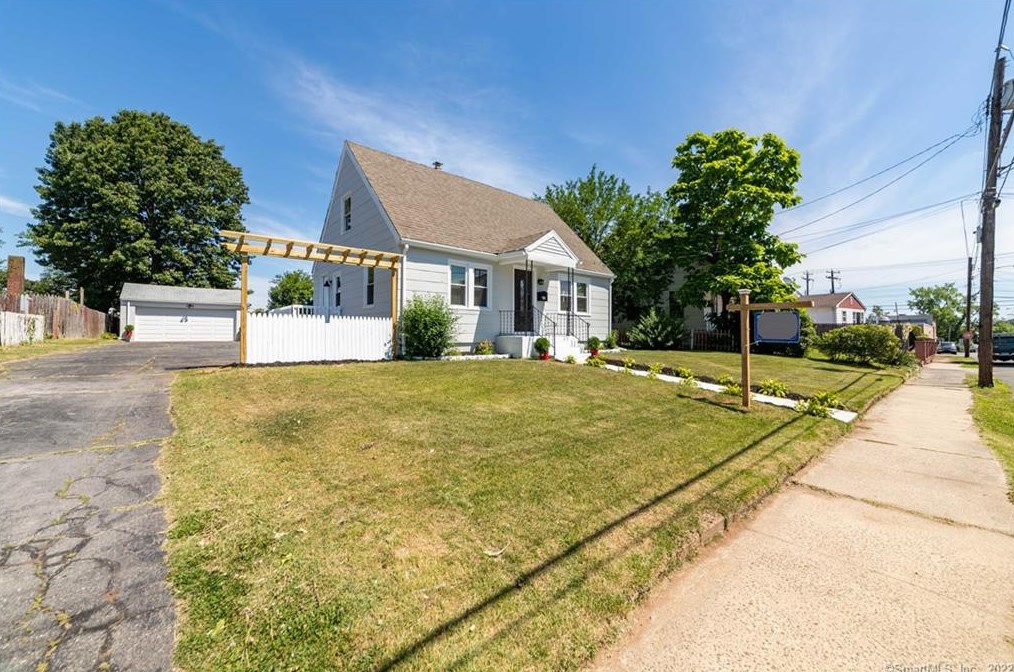 47 Lamson St, New-Haven, CT 06516 exterior