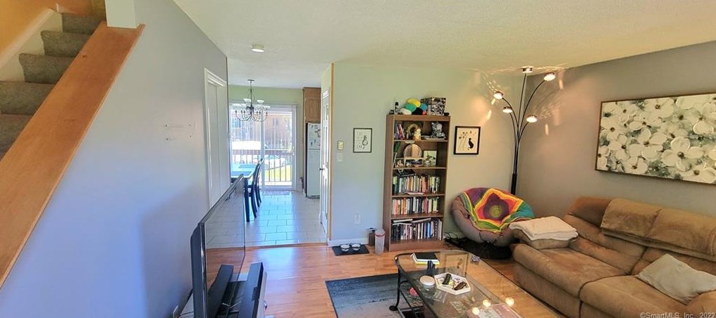 895 Matthews St #28, Bristol, CT 06010