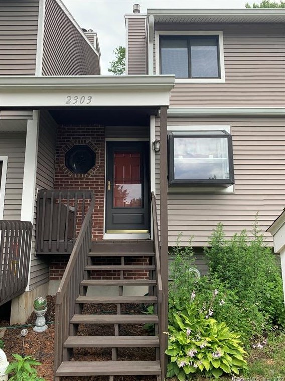2303 Mill Pond Dr Unit 2303, Wapping, CT