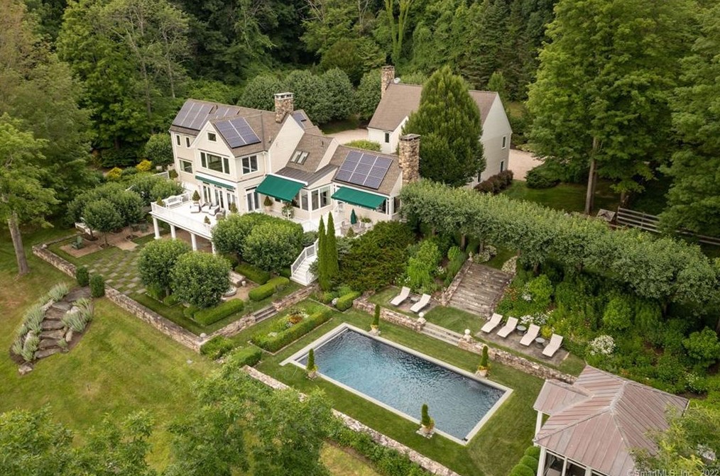 36 Whitford, West Woods, CT 06069