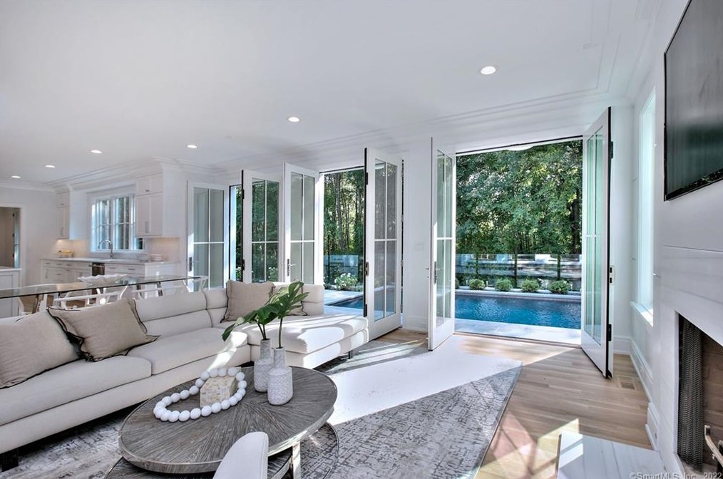 36 Bonnie Brk Rd, Westport CT 06880-1508 exterior