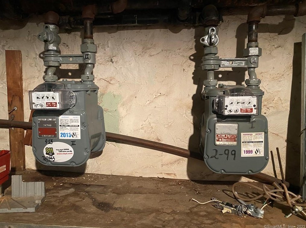 15 Beecher Pl, New Haven CT 06512-3904 exterior