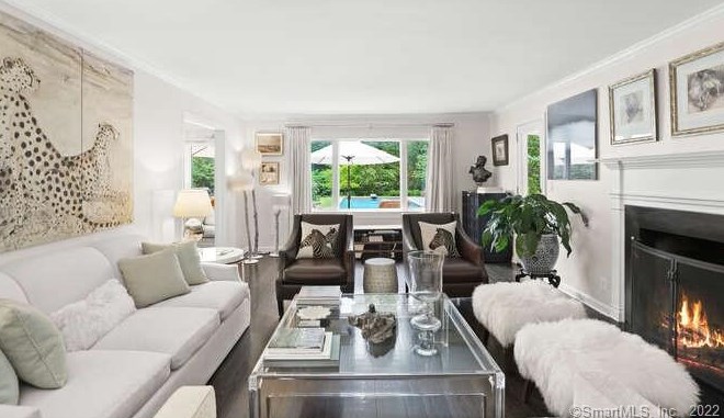 25 Will Merry Ln, Greenwich CT  06831-3337 exterior