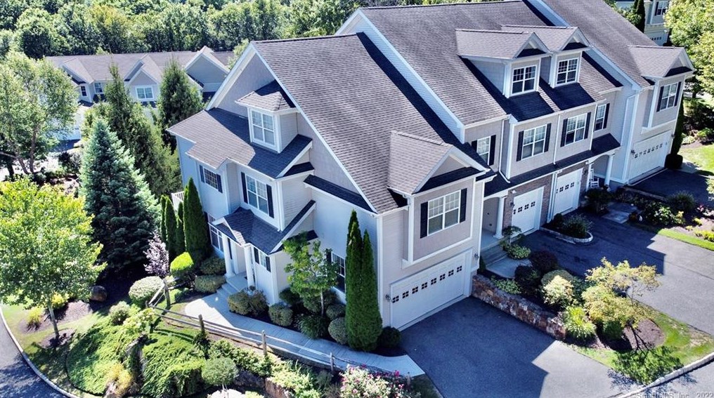 23 Winding Trail #23, Waterbury, CT 06762