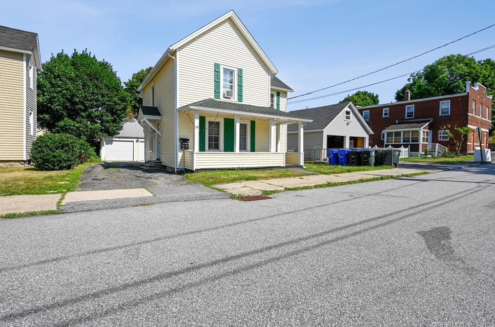 18 Eagle St, Torrington, CT 06790