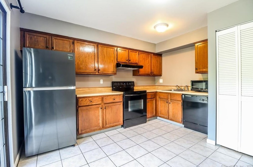 173 Aspetuck Vlg Unit 173, Northville, CT