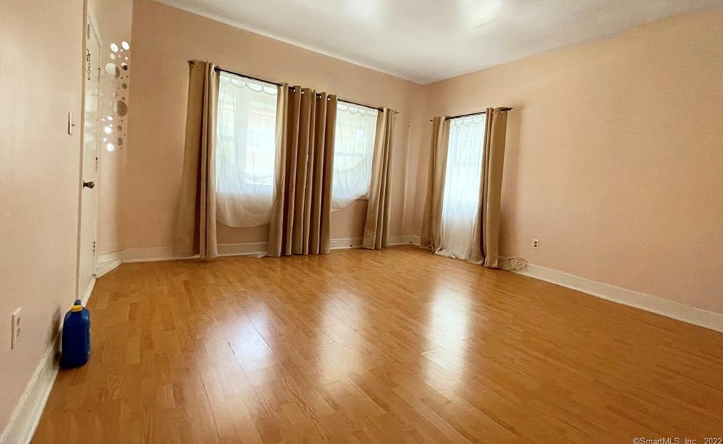 103 James St, New Haven CT  06518-2907 exterior