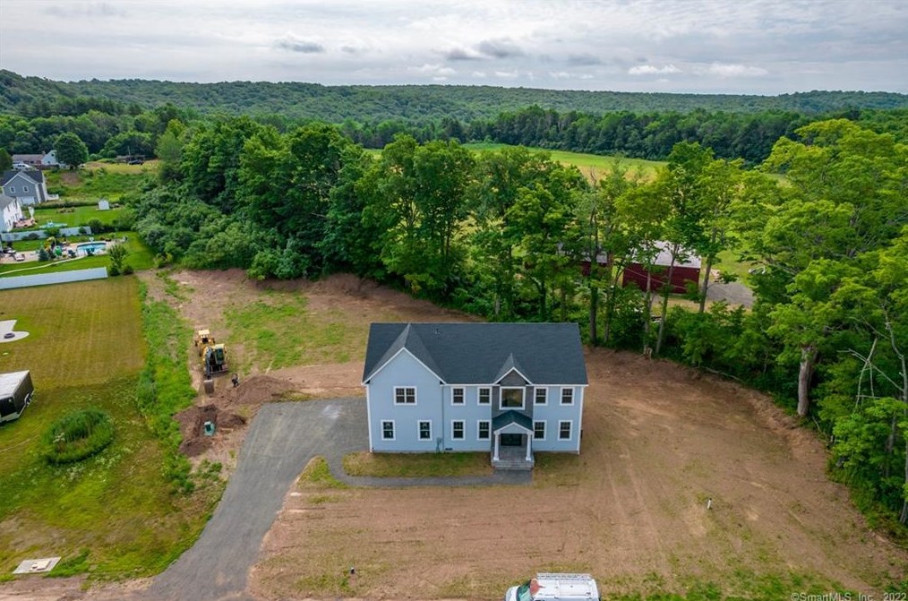 144 Bluff View Dr, Guilford, CT 06437-3638