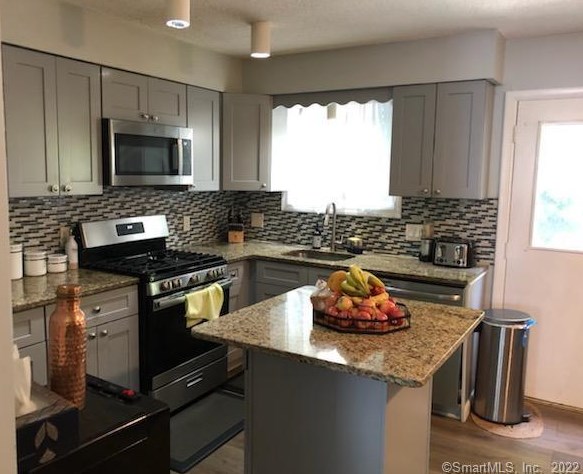 91 Hampton Park Unit 91, Branford, CT