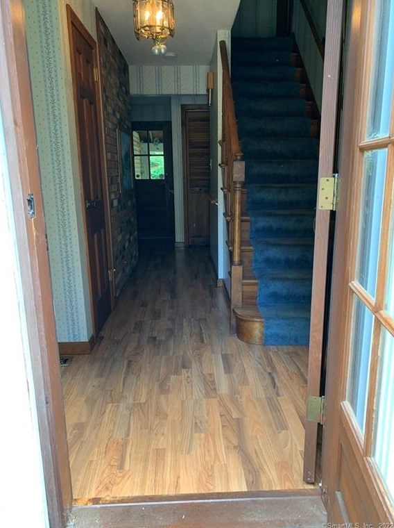 597 Brownstone Rdg, Meriden, CT 06451-3628