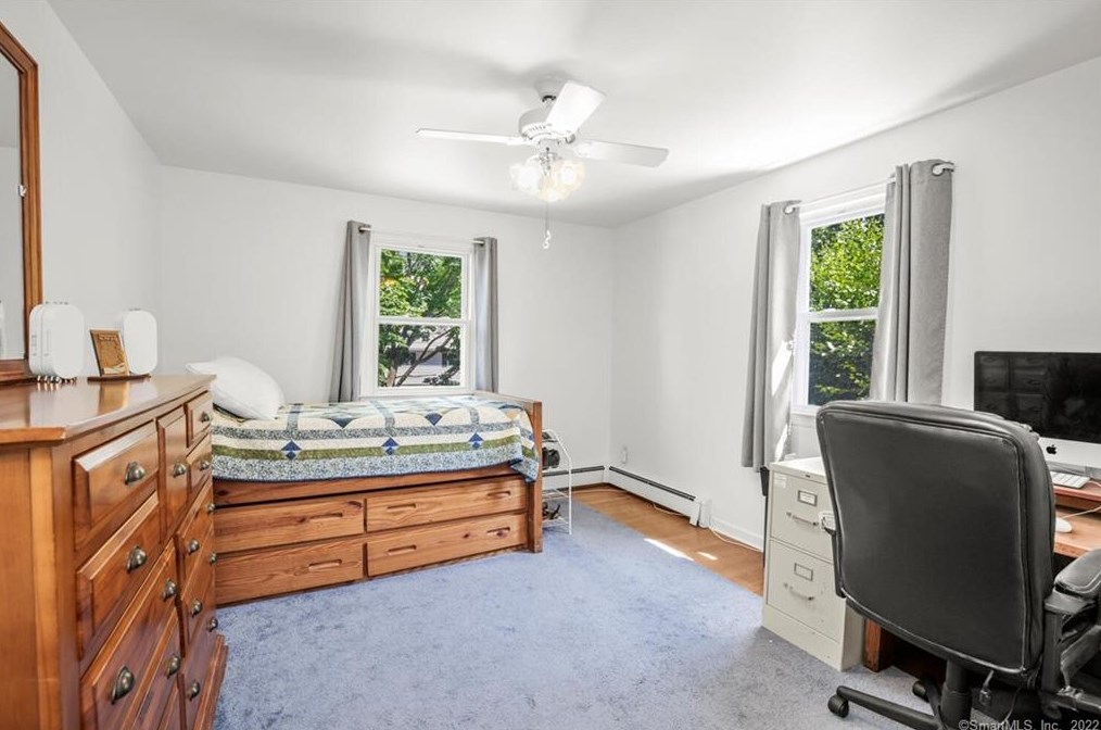 115 Sulik Ter, Stratford CT  06614-3146 exterior