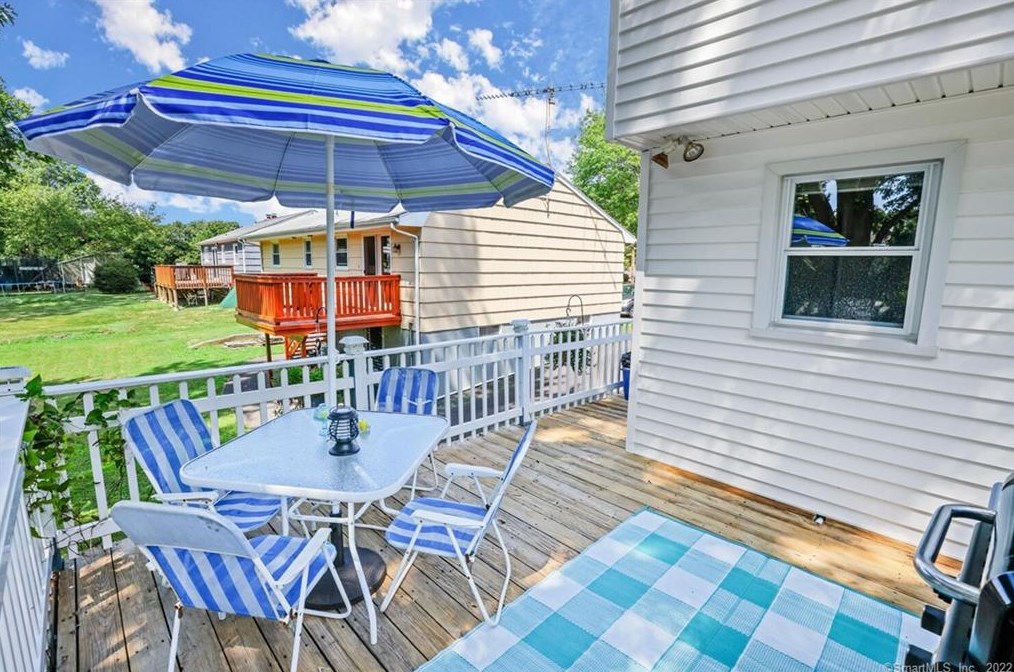 115 Sulik Ter, Stratford CT  06614-3146 exterior