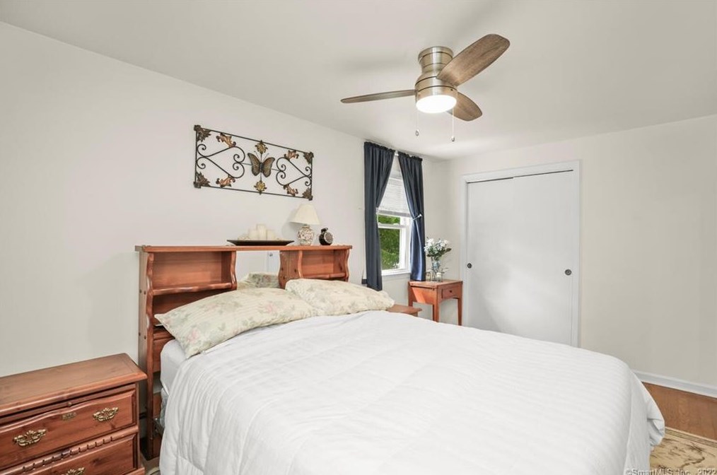 115 Sulik Ter, Stratford CT  06614-3146 exterior