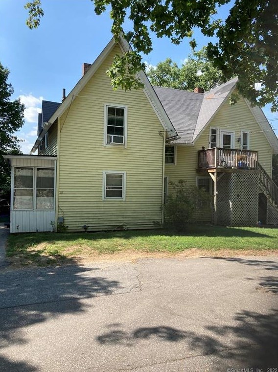 32 Centennial St, Putnam, CT 06260