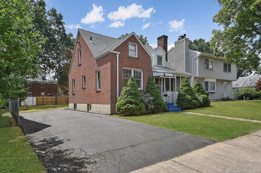 277 Victoria Rd, Hartford, CT 06114-2800