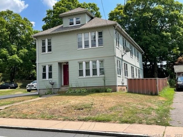 114 Woodbridge St, Manchester CT  06042-2339 exterior