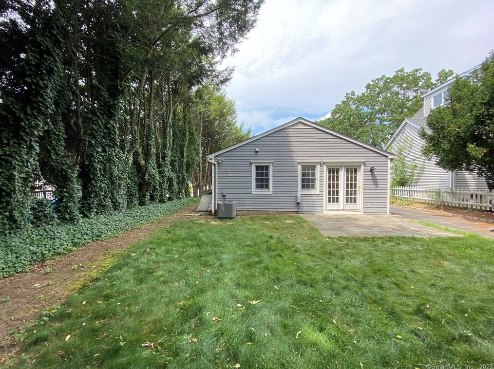 4 Kelsey St, Tokeneke, CT 06820
