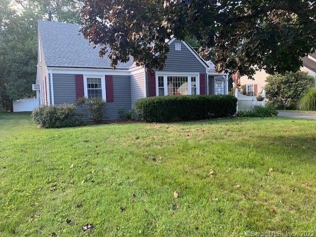 102 Beverly Rd, Hartford, CT 06119-1713