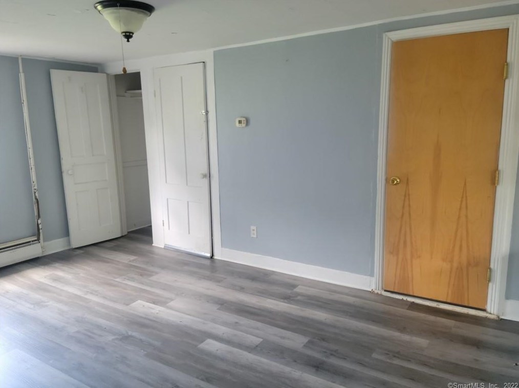 46 Maple St #front 2, Plainville, CT 06062