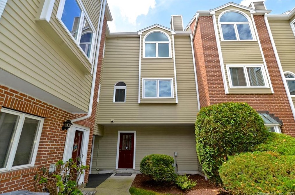 7 Seir Hill Rd #31, Norwalk, CT 06850