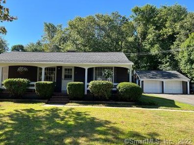32 Maria Hotchkiss Rd, Waterbury, CT 06712