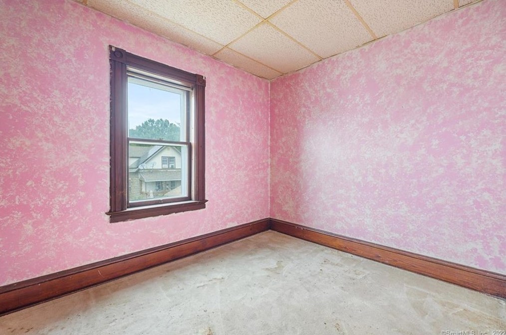 152 Glendale Ave, Hartford CT 06106-3004 exterior