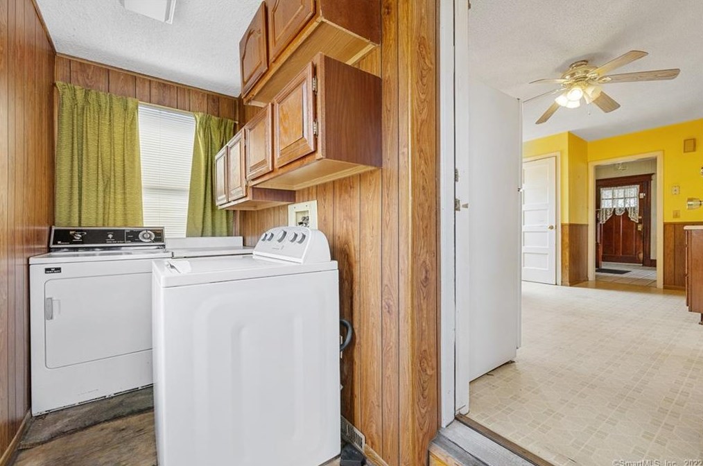 152 Glendale Ave, Hartford CT 06106-3004 exterior