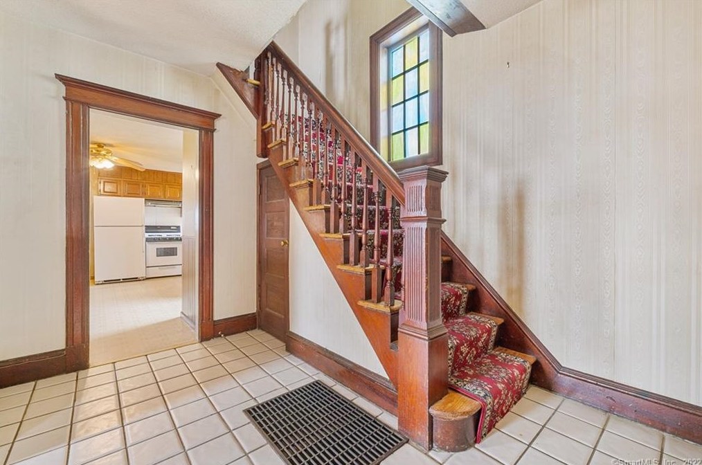 152 Glendale Ave, Hartford CT 06106-3004 exterior