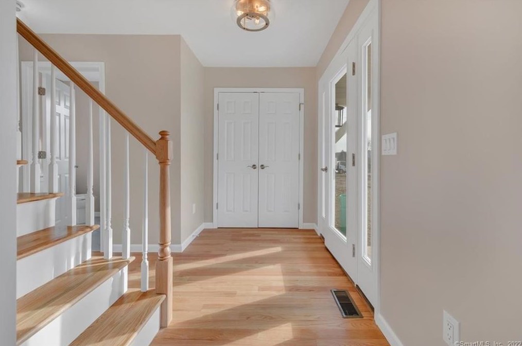 263 Williams St, Meriden, CT 06450-4513