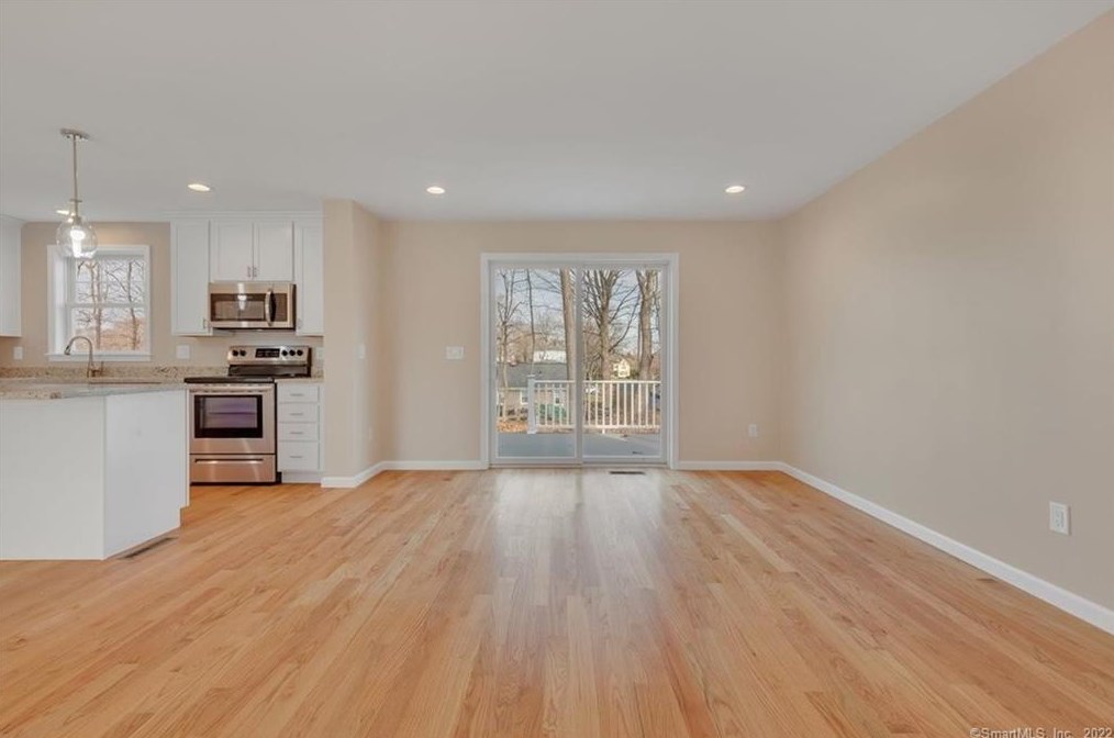 263 Williams St, Meriden CT 06450-4512 exterior