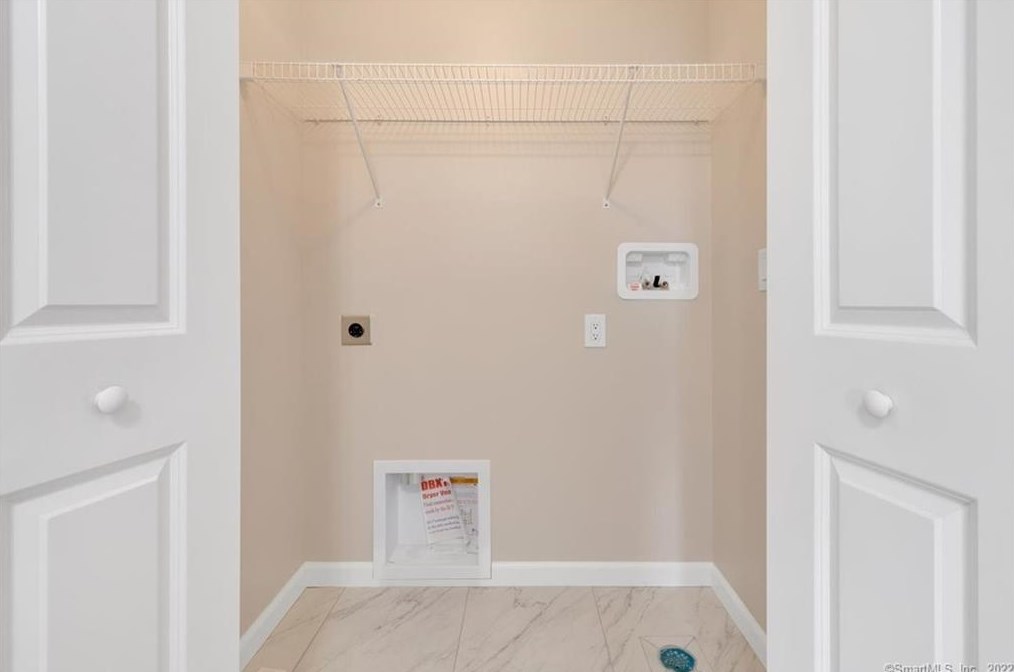 263 Williams St, Meriden CT 06450-4512 exterior