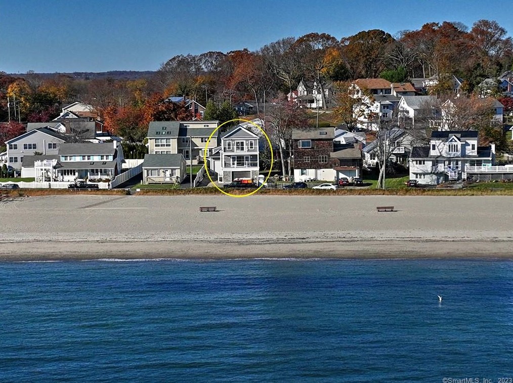 83 Bayshore Dr, Milford, CT 06460