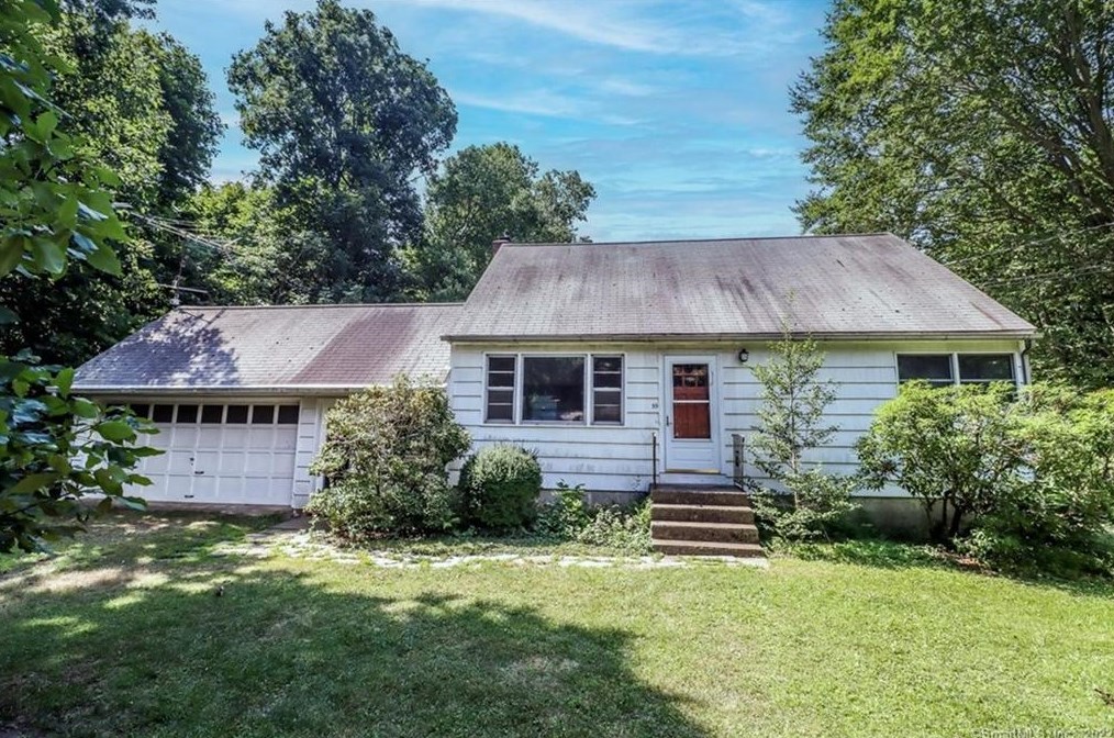 55 Gibson Rd, Milford, CT 06461