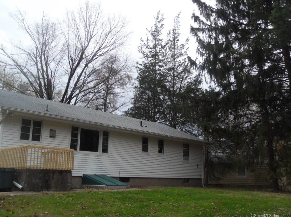 38 Grove St, Vernon, CT 06066